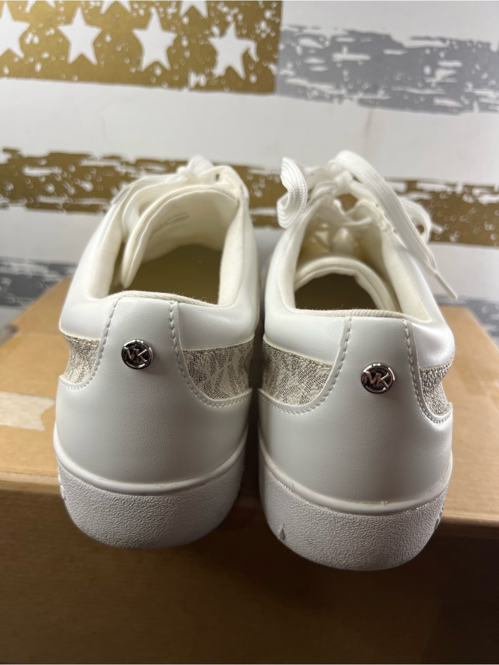 Michael Kors shoes - Picture 5 of 8